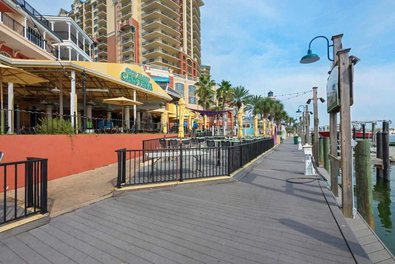 Emerald Grande W728 Destin 0*,